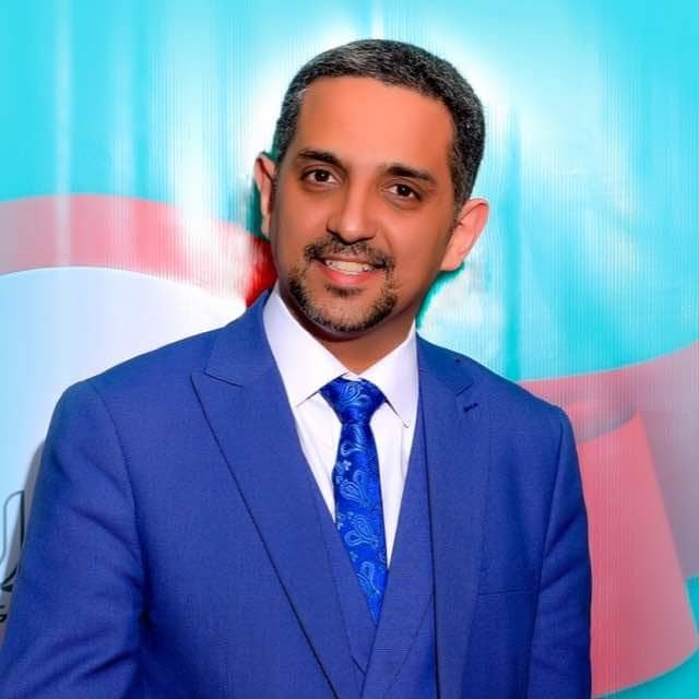 جناب آقای بهزاد حسین عباسی، مدرس دوره های مدیریت و کسب و کار